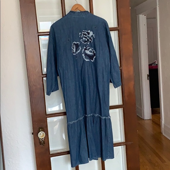 Long Jeans Coat embroidered flowers - Gap Small - Picture 1 of 3